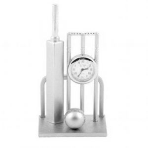Miniature Cricket Bat, Ball And Wickets Novelty Collectors Clock 9648S